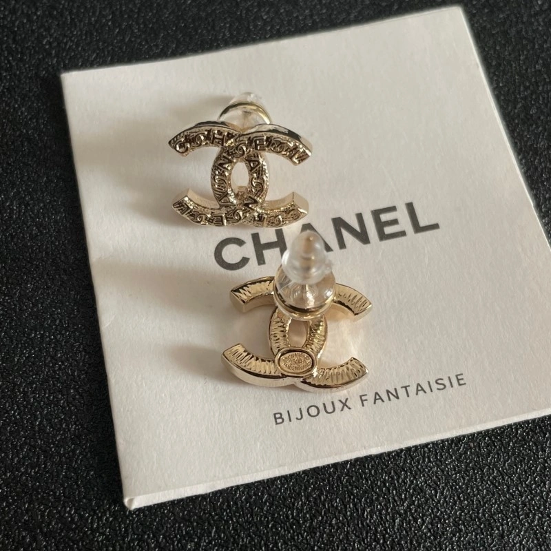 MoistureWicking Chanel Earrings 219575