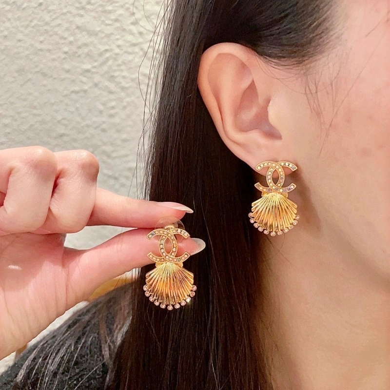 Sporty Chanel Earrings 219571