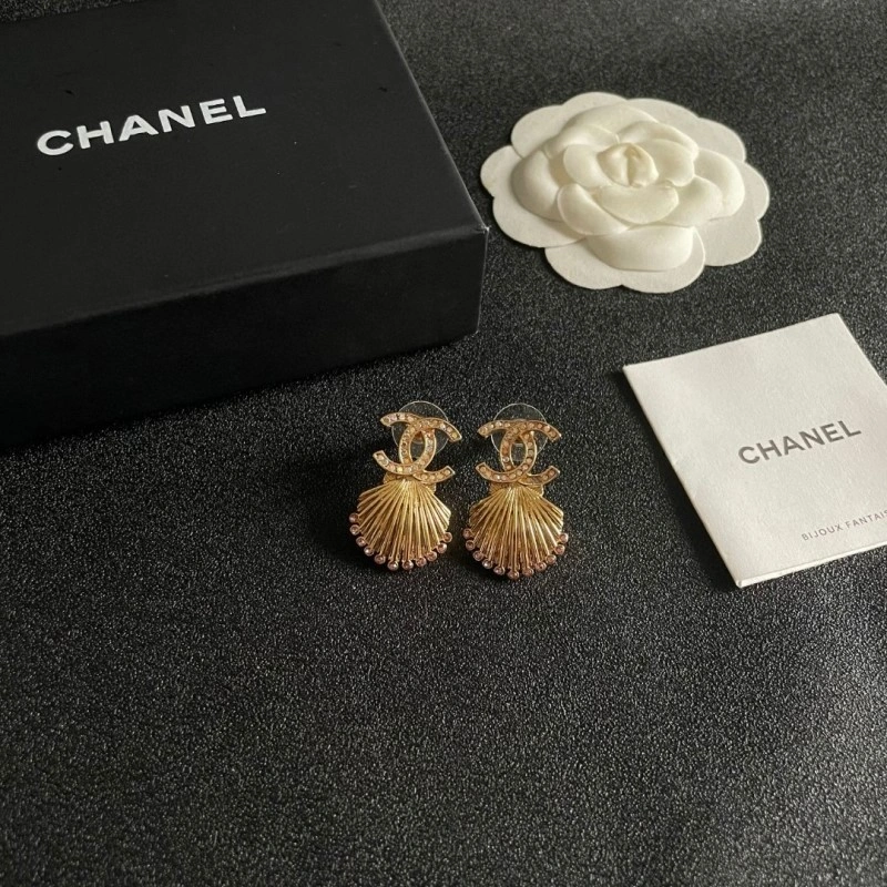 Sporty Chanel Earrings 219571