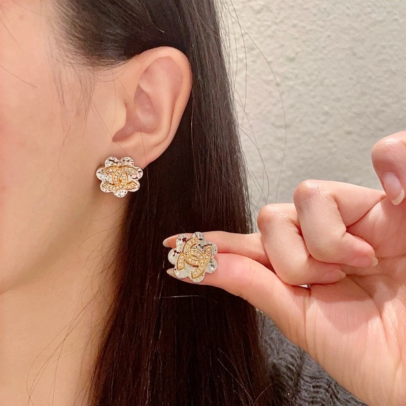 Chanel Earrings Tailored 219577