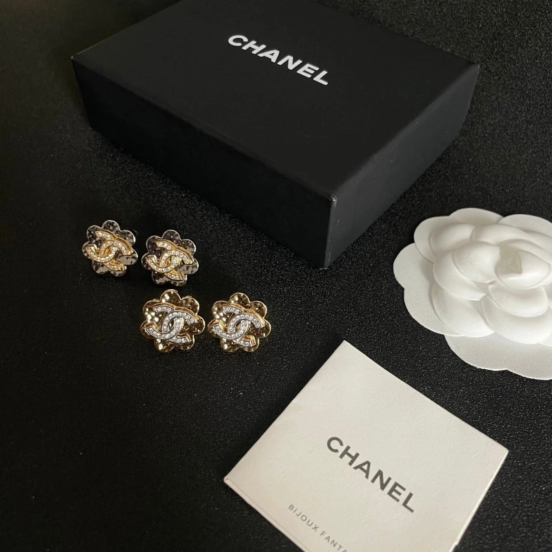 Chanel Earrings Tailored 219577