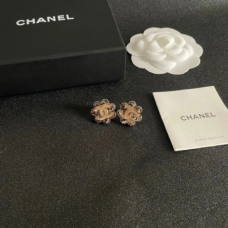 Chanel Earrings Tailored 219577
