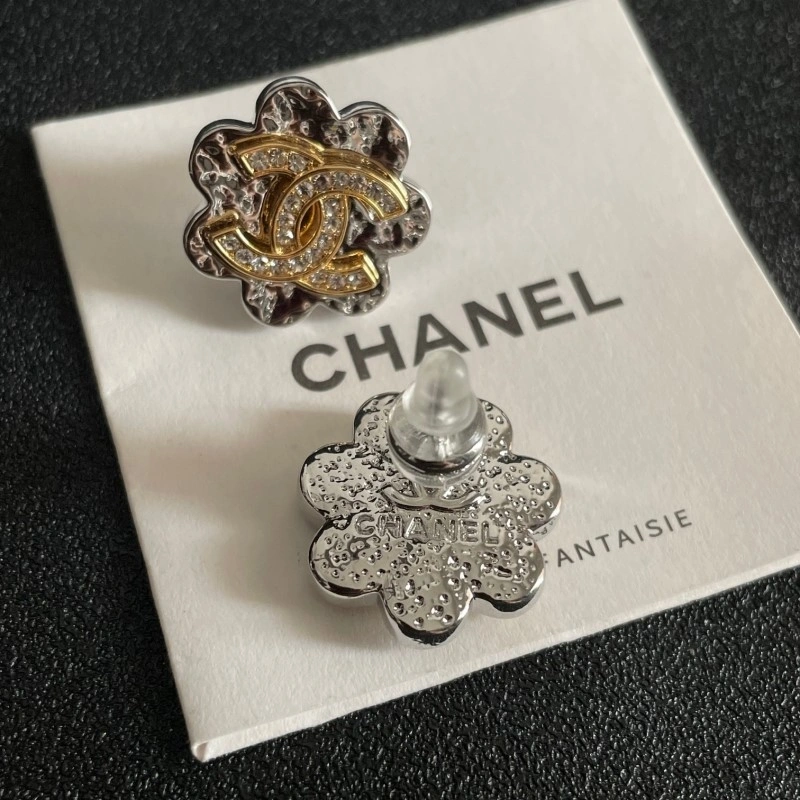 Chanel Earrings Tailored 219577
