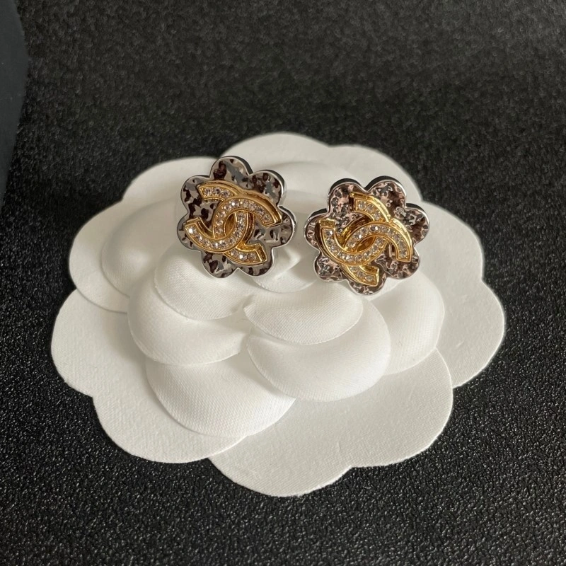 Chanel Earrings Tailored 219577