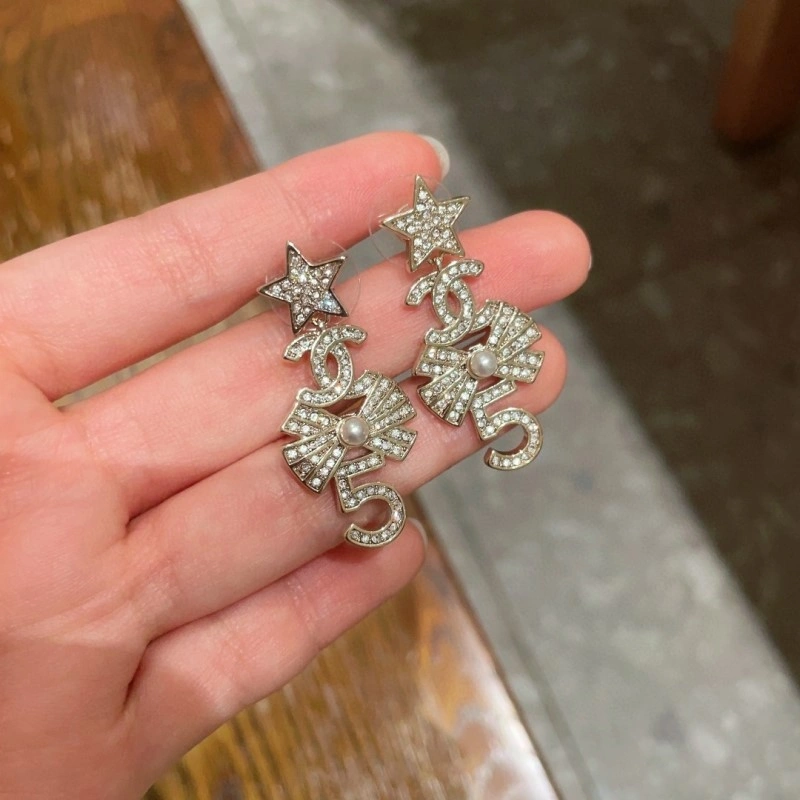 WrinkleFree Chanel Earrings 219607