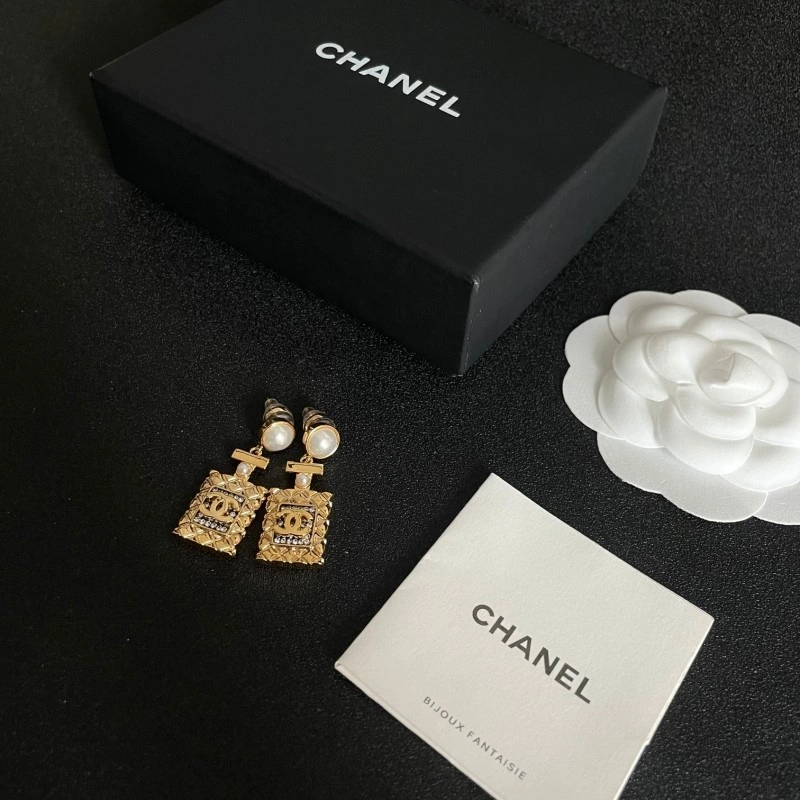 GoAnywhere Chanel Earrings 219570
