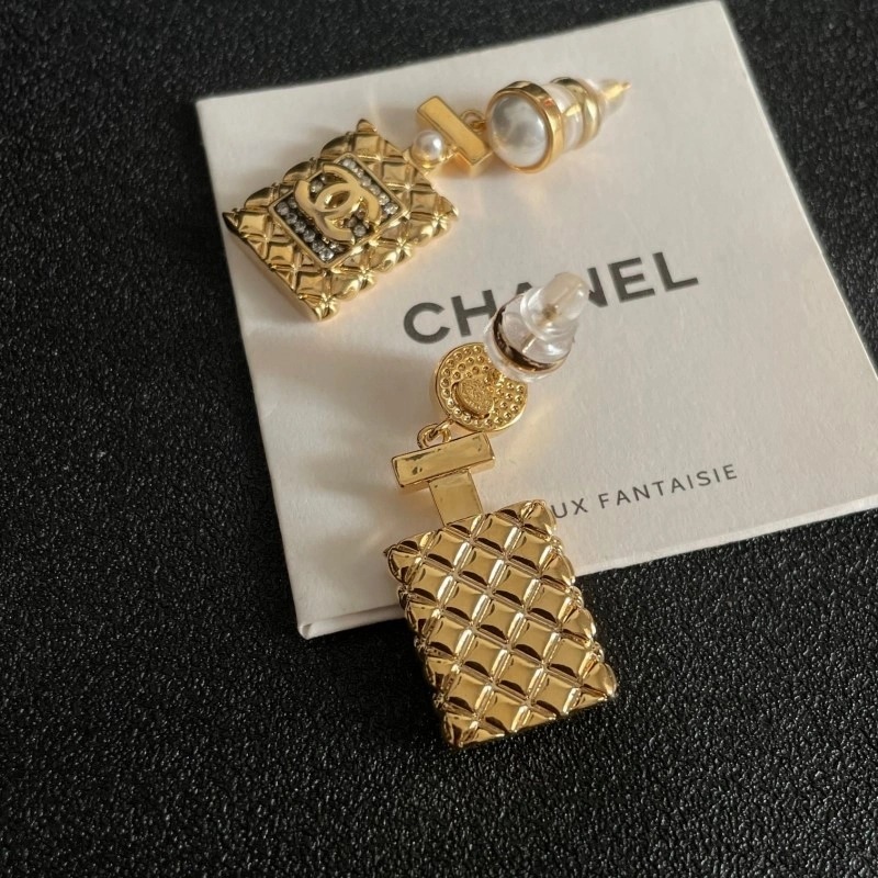 GoAnywhere Chanel Earrings 219570