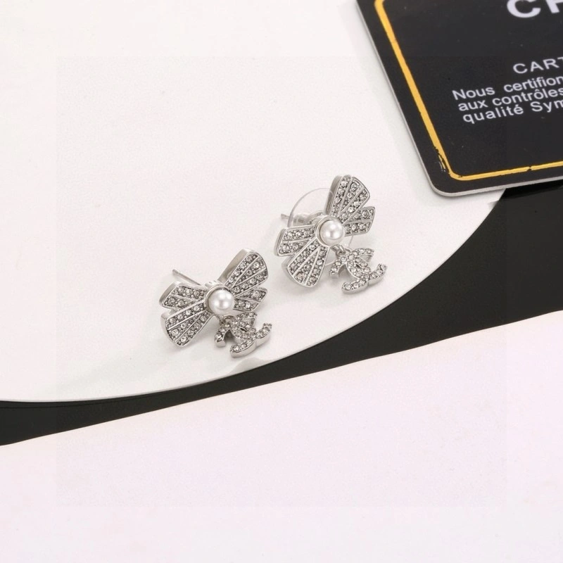 Elegant Chanel Earrings 219569