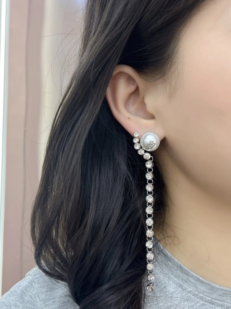 Chanel Earrings Compact 219621