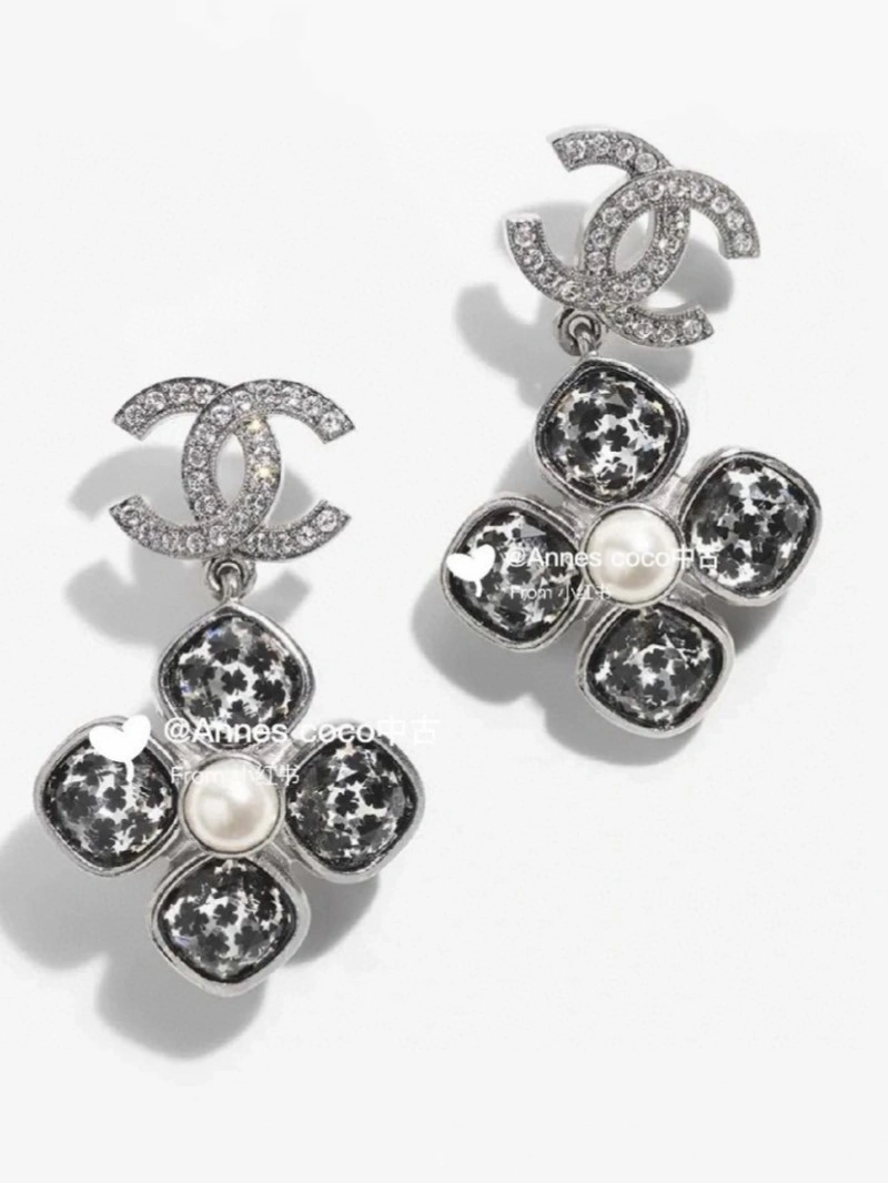 Chanel Earrings Neat 219551