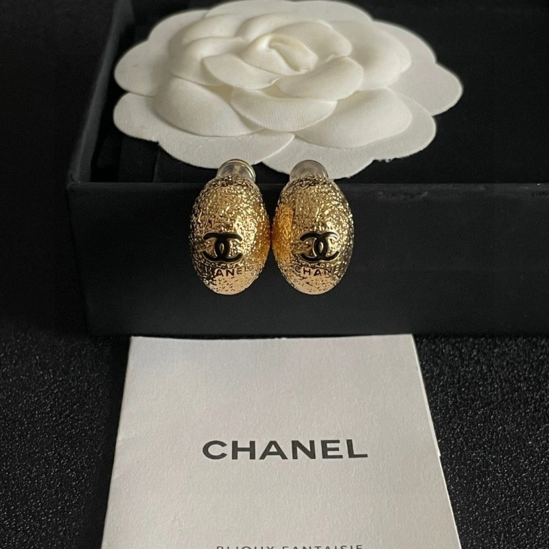 Chanel Earrings Elegant 219572