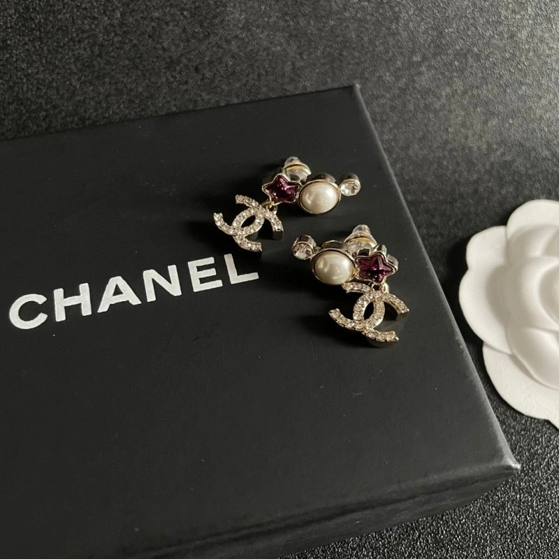 Breathable Chanel Earrings 219593