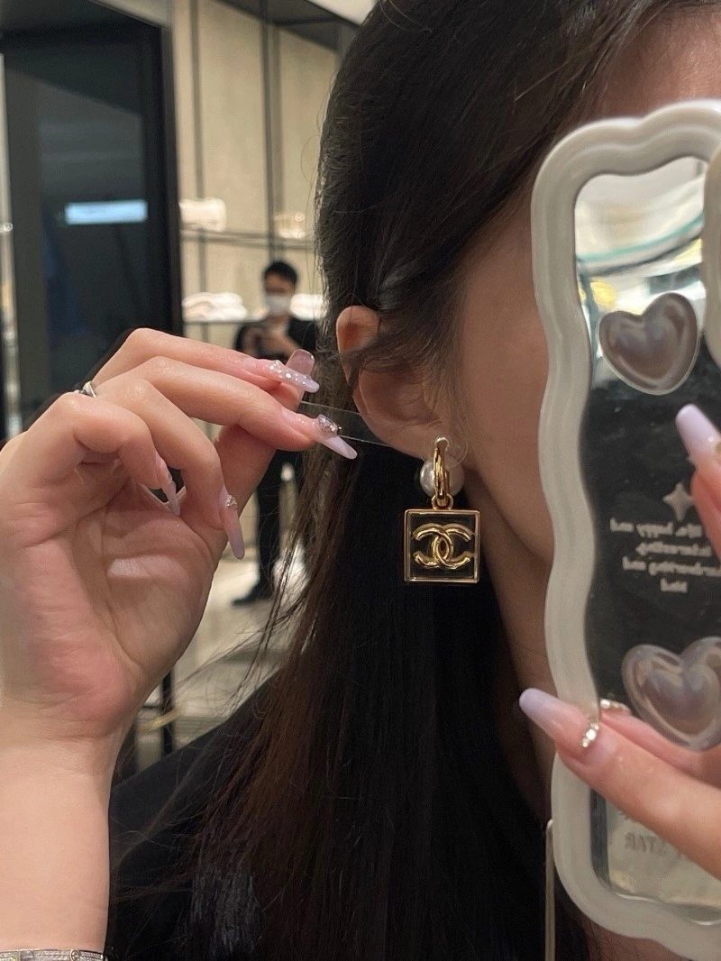 MultiPurpose Chanel Earrings 219529