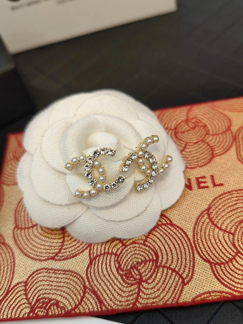 Breathable Chanel Earrings 219524