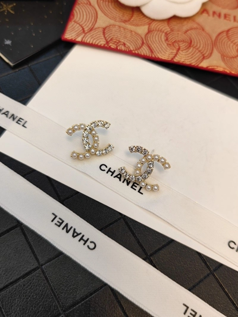 Breathable Chanel Earrings 219524