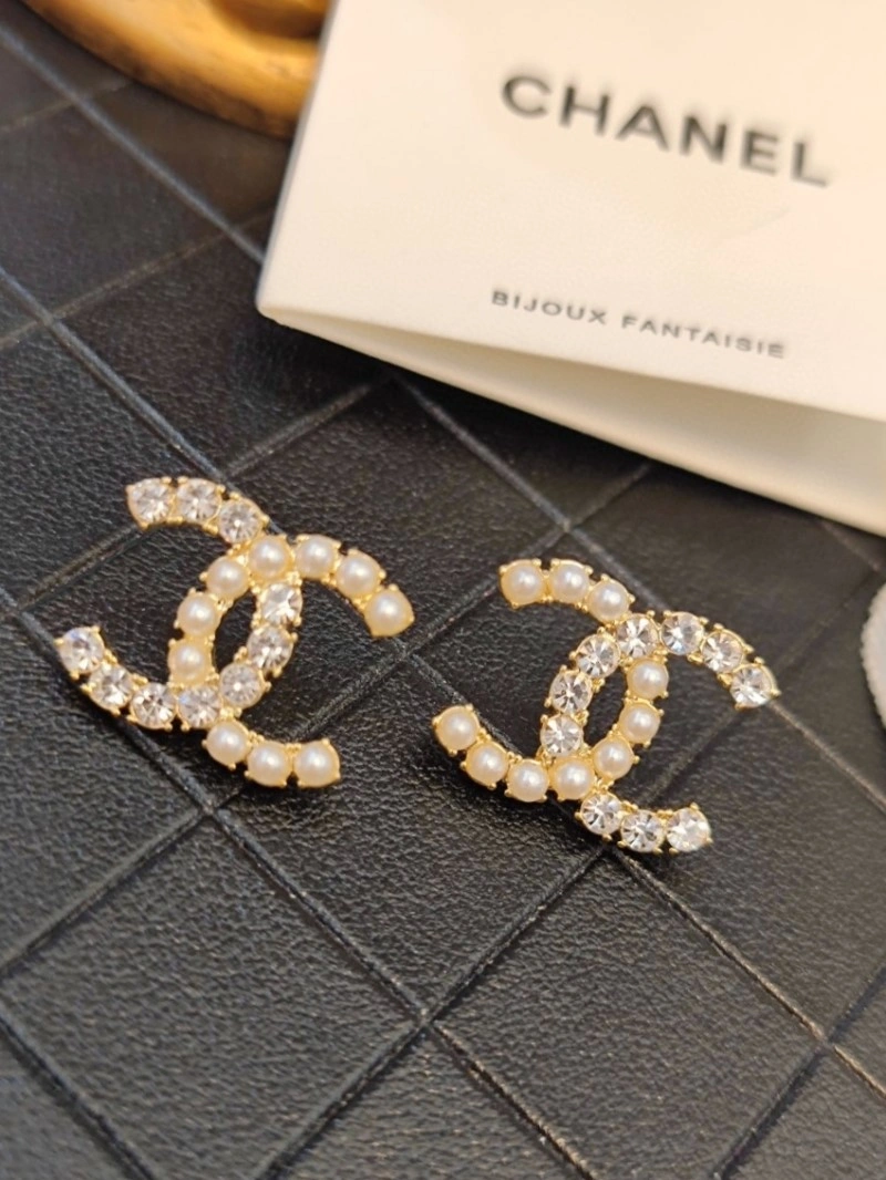 Breathable Chanel Earrings 219524