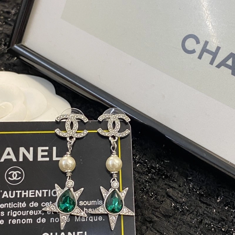 Chanel Earrings Lightweight 219515
