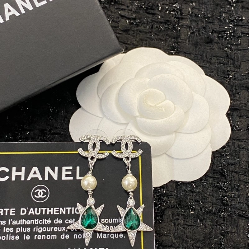 Chanel Earrings Lightweight 219515