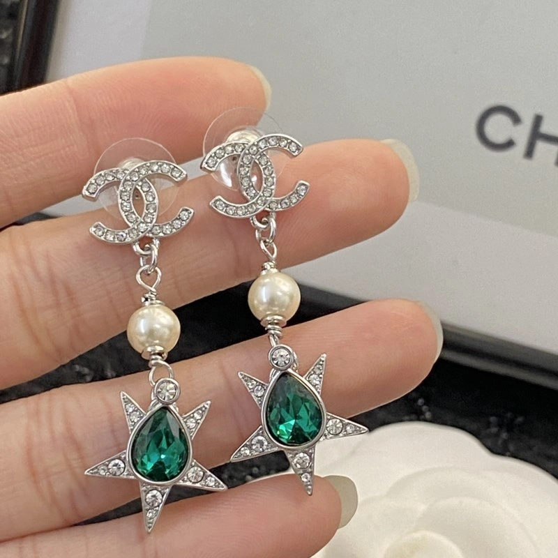 Chanel Earrings Lightweight 219515