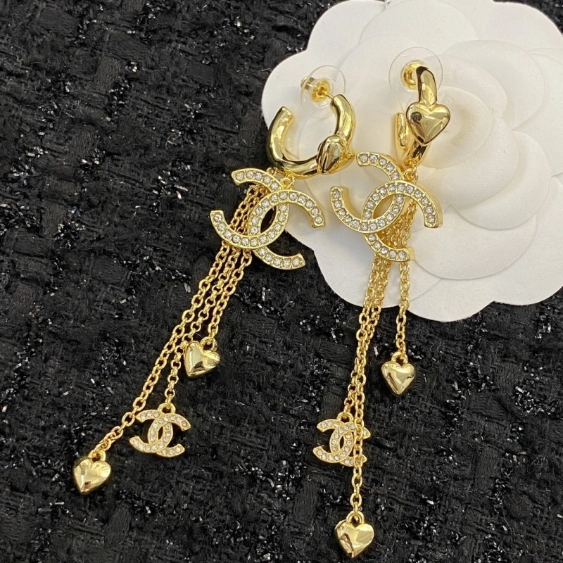 Snug Chanel Earrings 219507