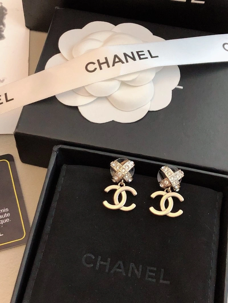 Tailored Chanel Earrings 219512