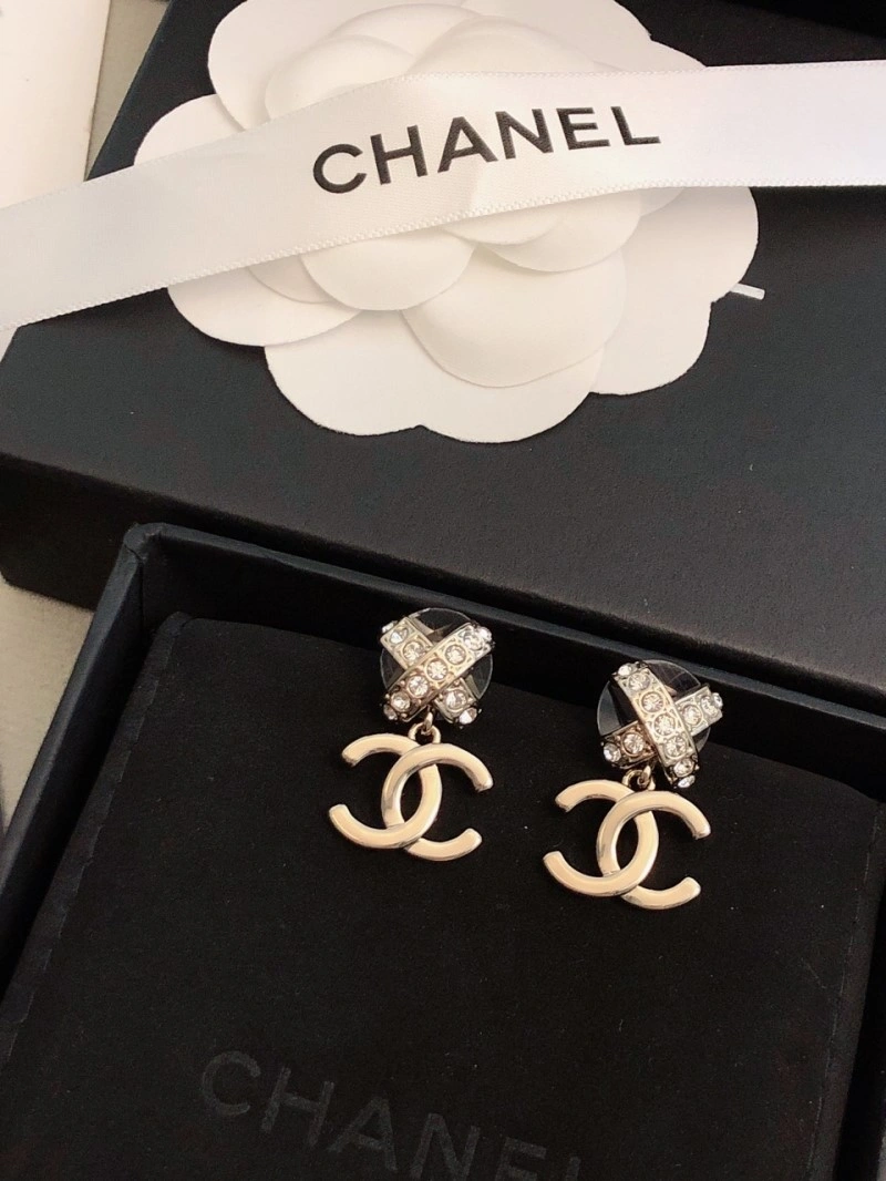 Tailored Chanel Earrings 219512