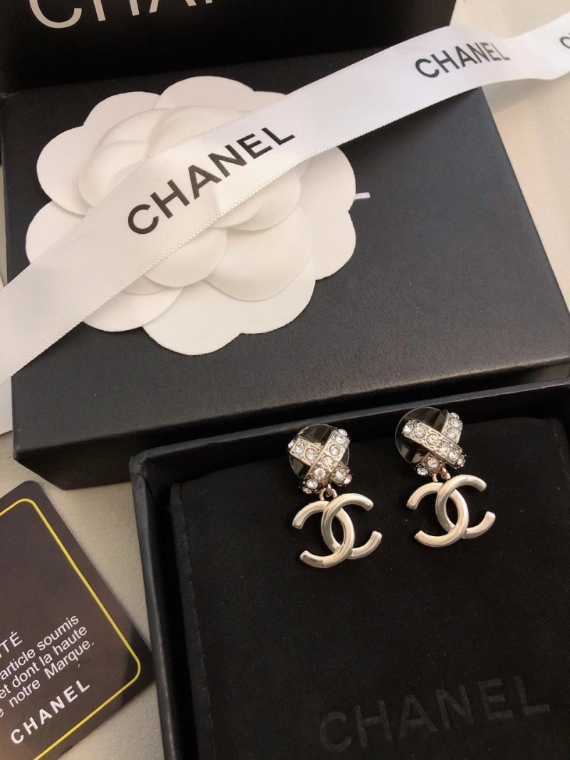 Tailored Chanel Earrings 219512