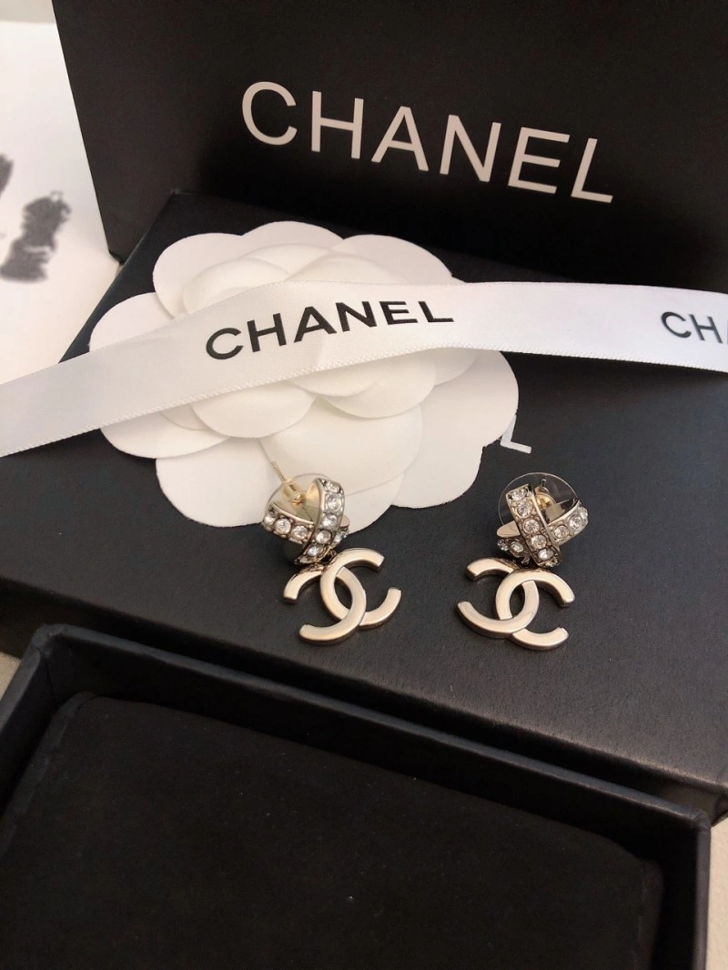 Tailored Chanel Earrings 219512