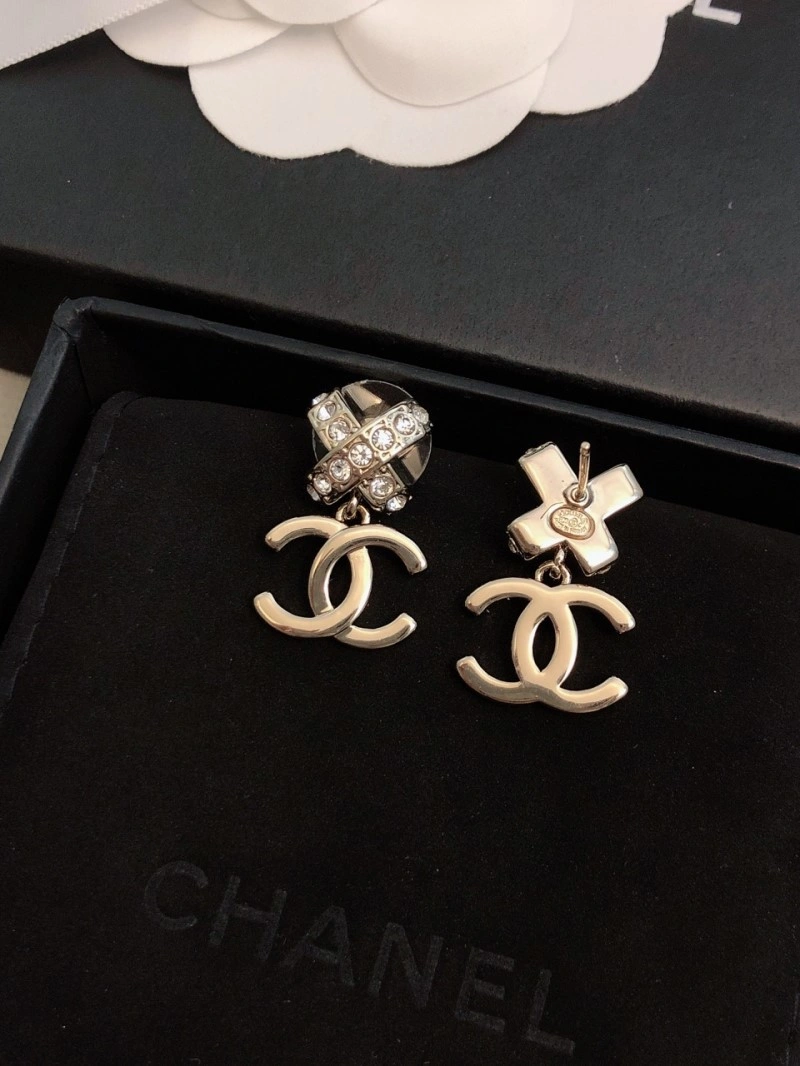 Tailored Chanel Earrings 219512