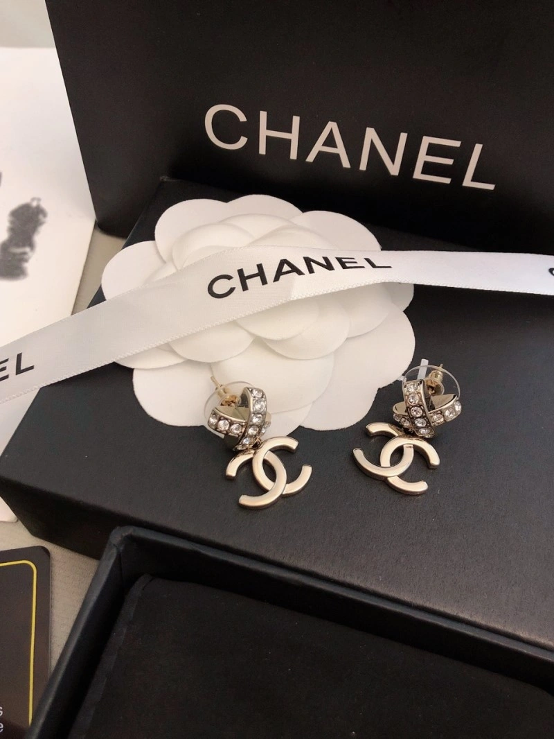 Tailored Chanel Earrings 219512