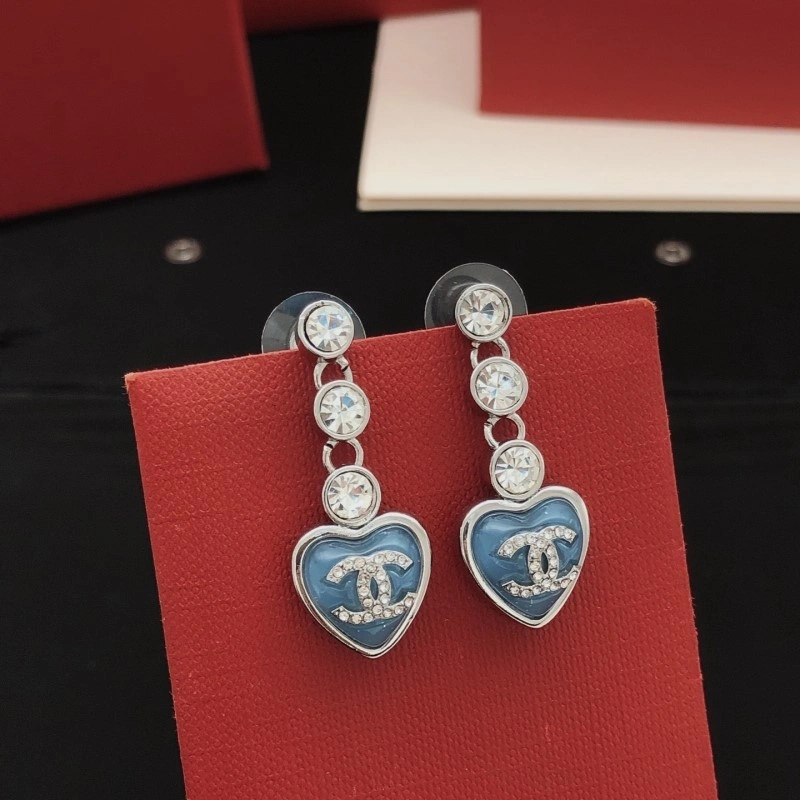 Lightweight Chanel Earrings 219506