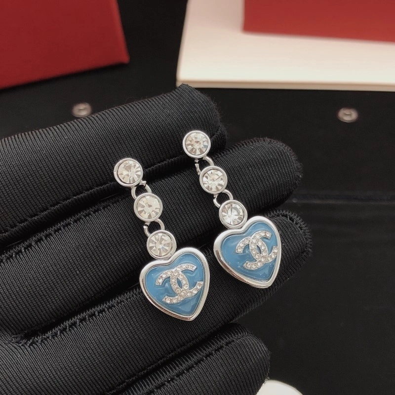 Lightweight Chanel Earrings 219506