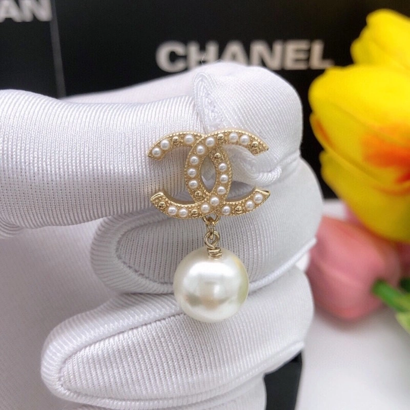 Popular Chanel Earrings 219492