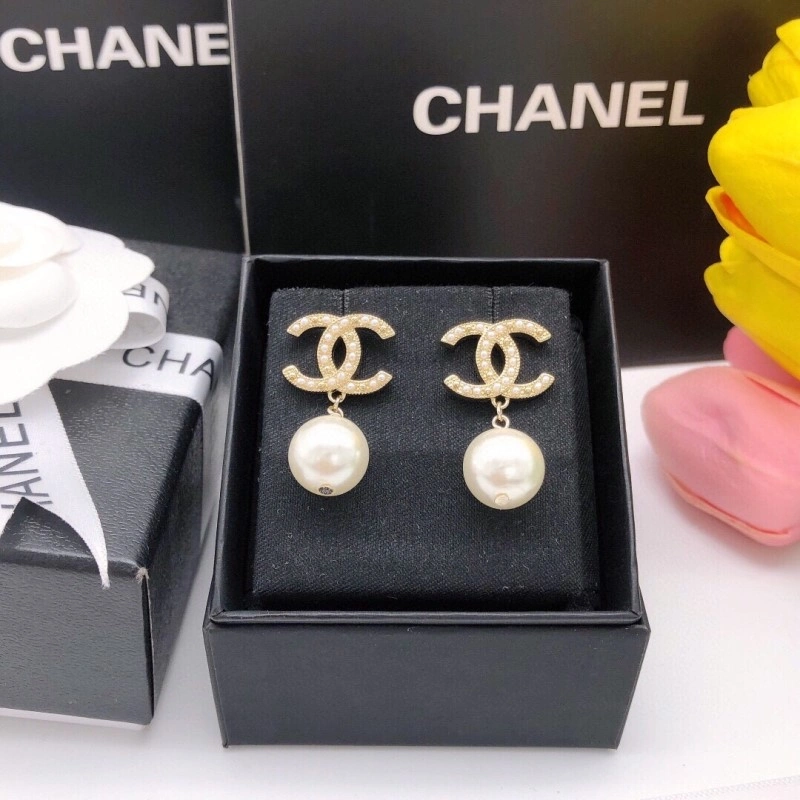 Popular Chanel Earrings 219492