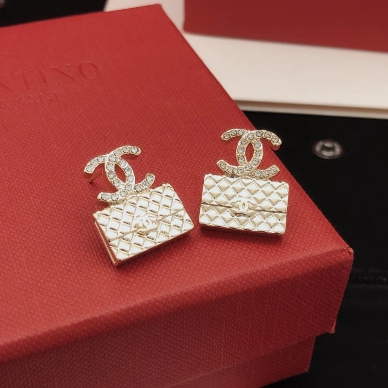 Chanel Earrings Youthful 219501