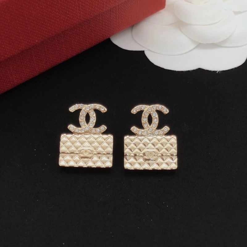 Chanel Earrings Youthful 219501