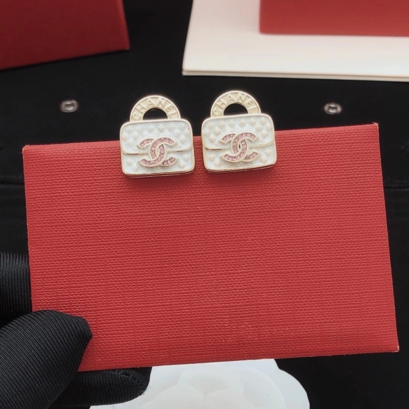 Reliable Chanel Earrings 219574