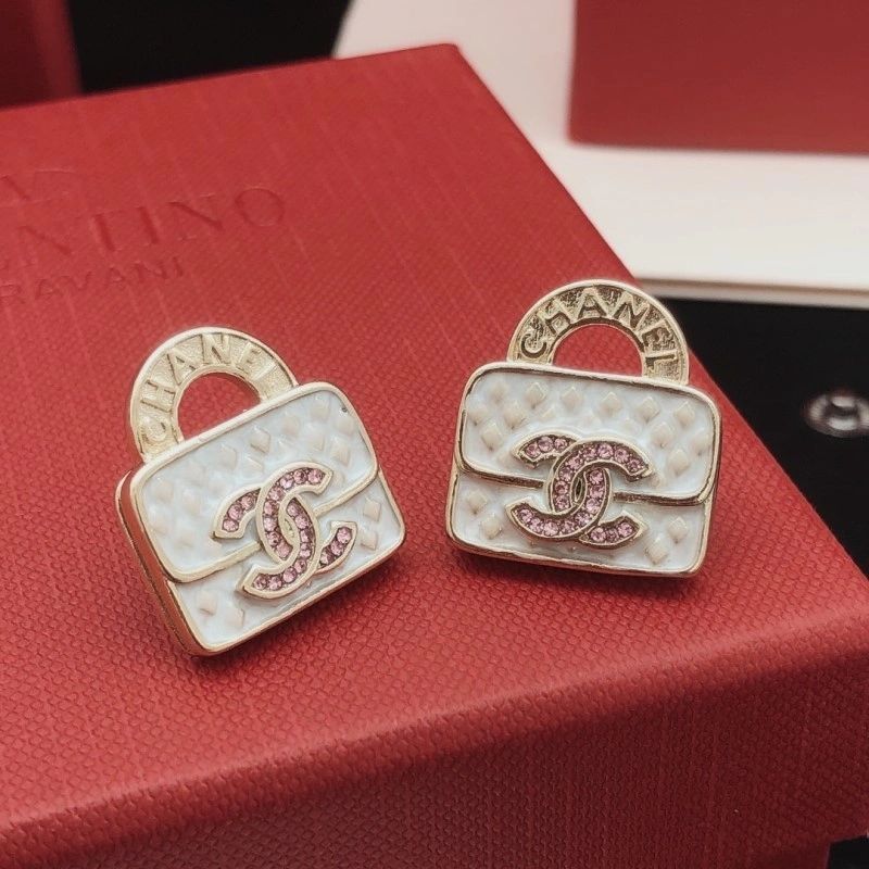 Reliable Chanel Earrings 219574