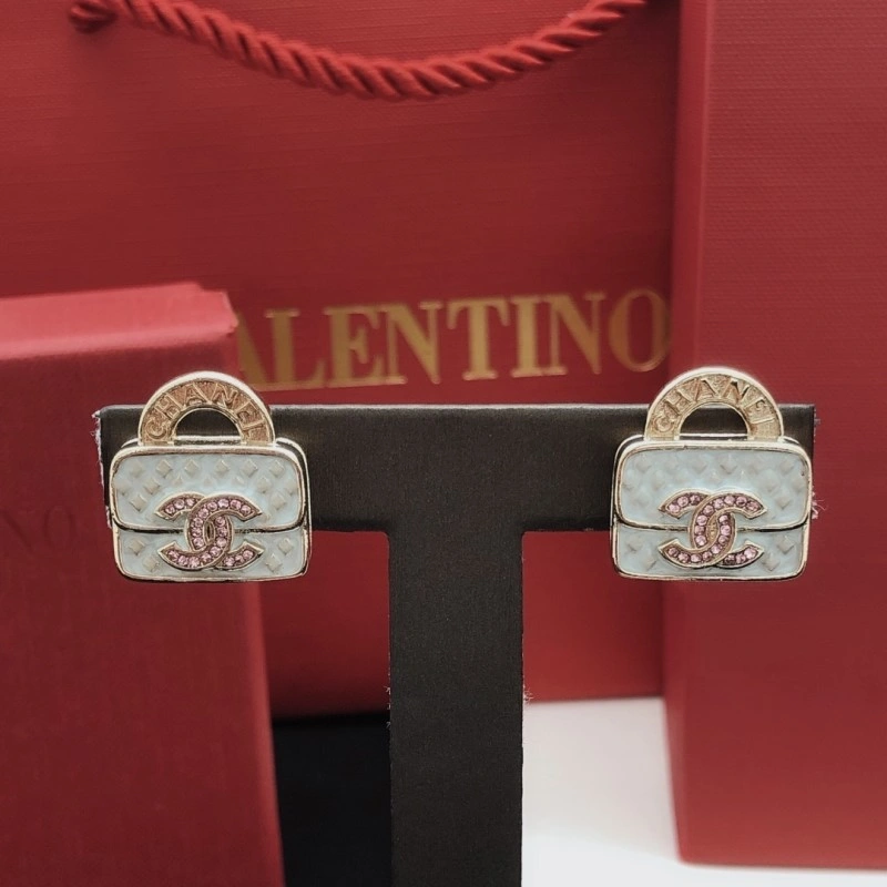 Reliable Chanel Earrings 219574