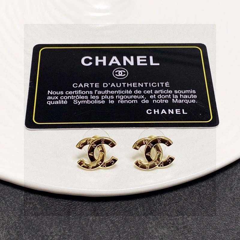 Refined Chanel Earrings 219485