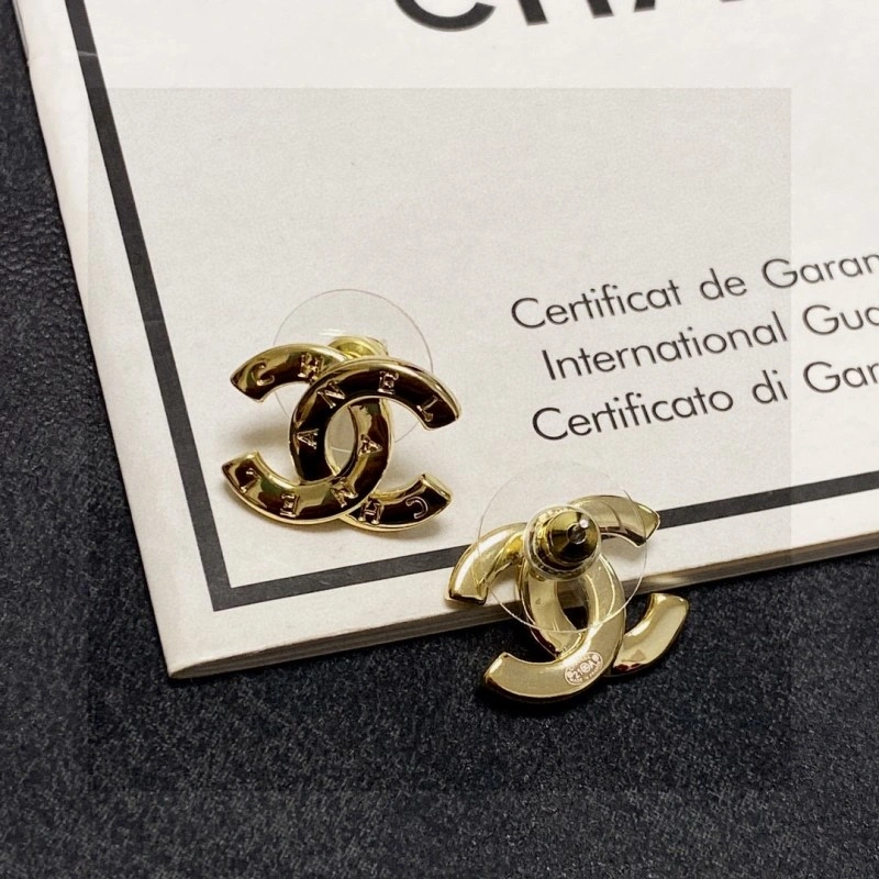 Refined Chanel Earrings 219485
