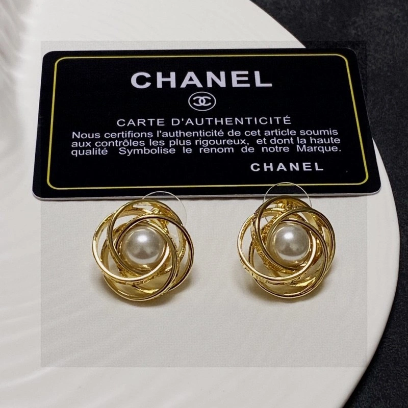 Chanel Earrings MoistureWicking 219484
