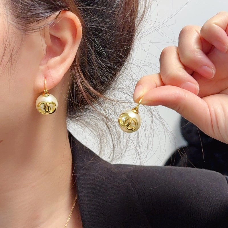 TechFriendly Chanel Earrings 219483