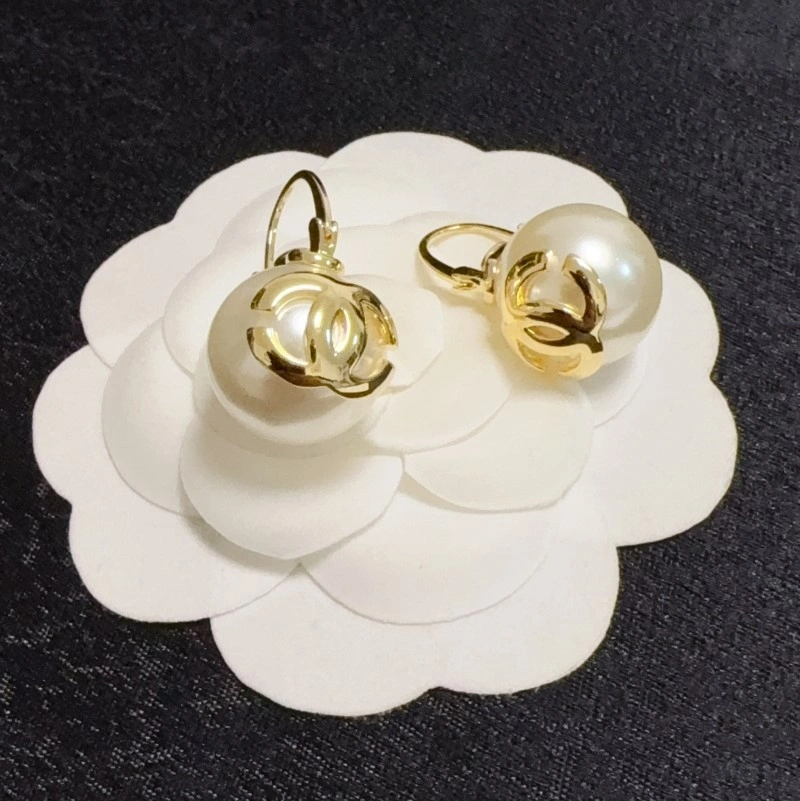 TechFriendly Chanel Earrings 219483