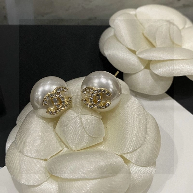 Supportive Chanel Earrings 219476