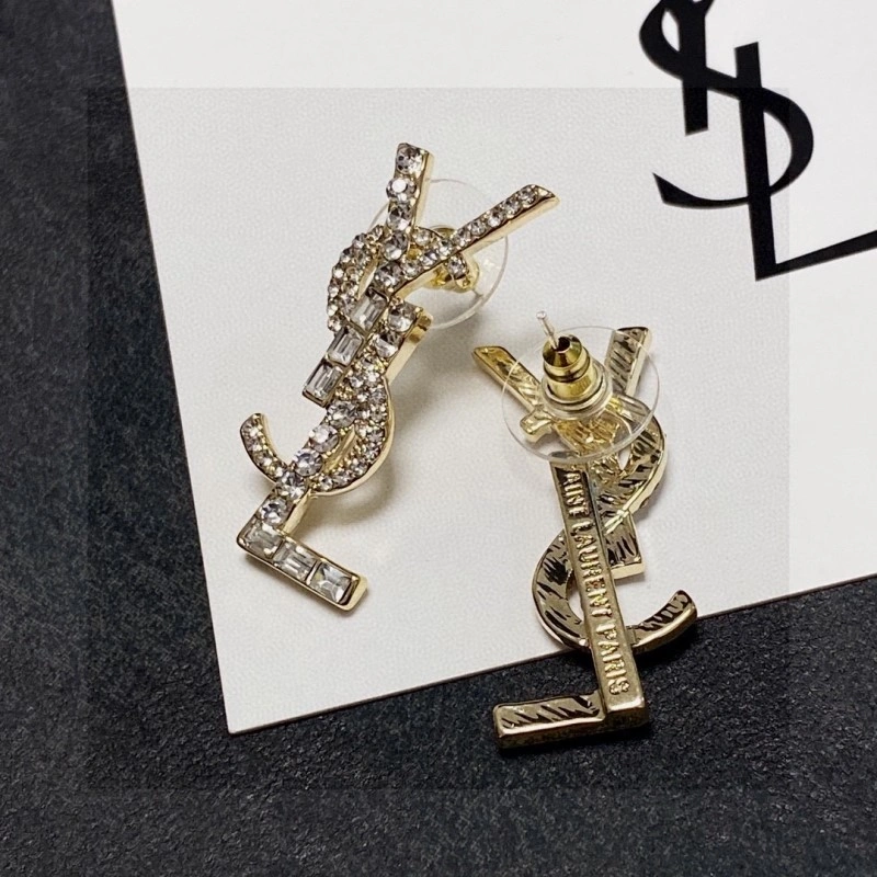 Chanel Earrings EyeCatching 219489