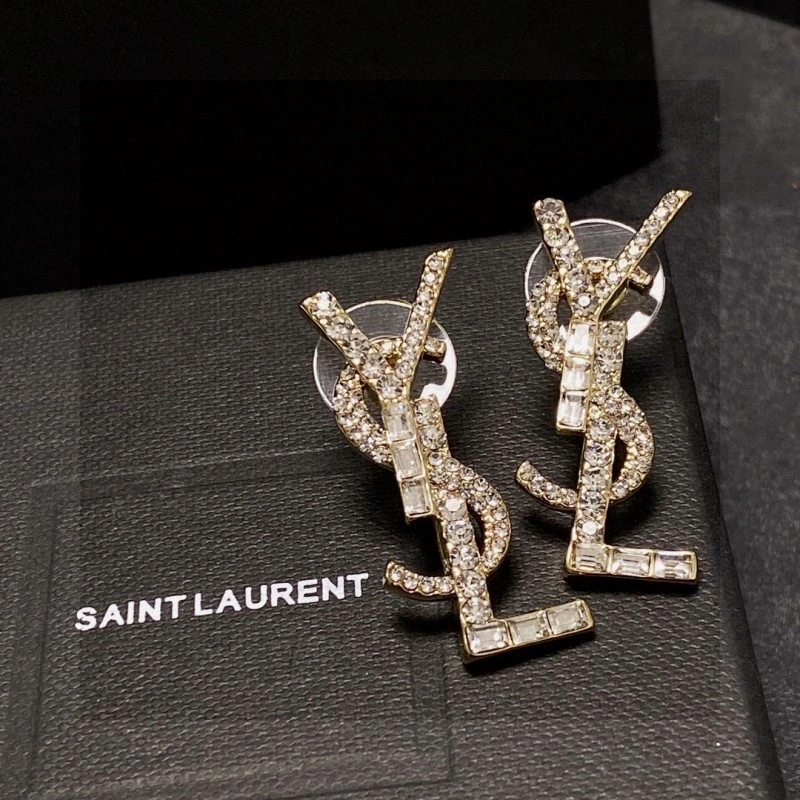Chanel Earrings EyeCatching 219489