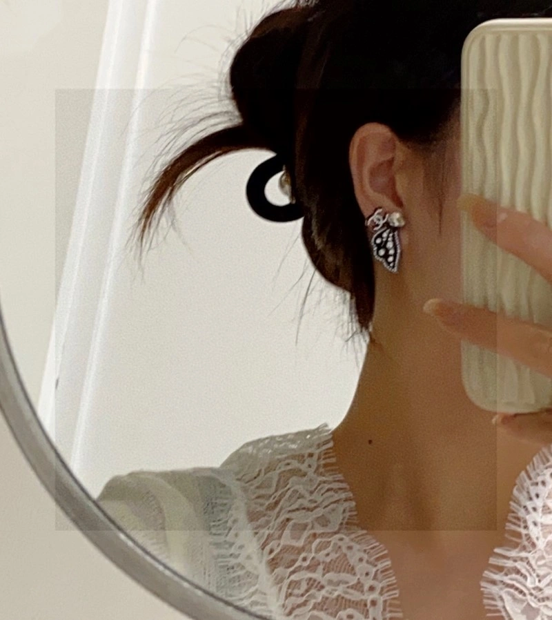 Chanel Earrings UrbanChic 219541