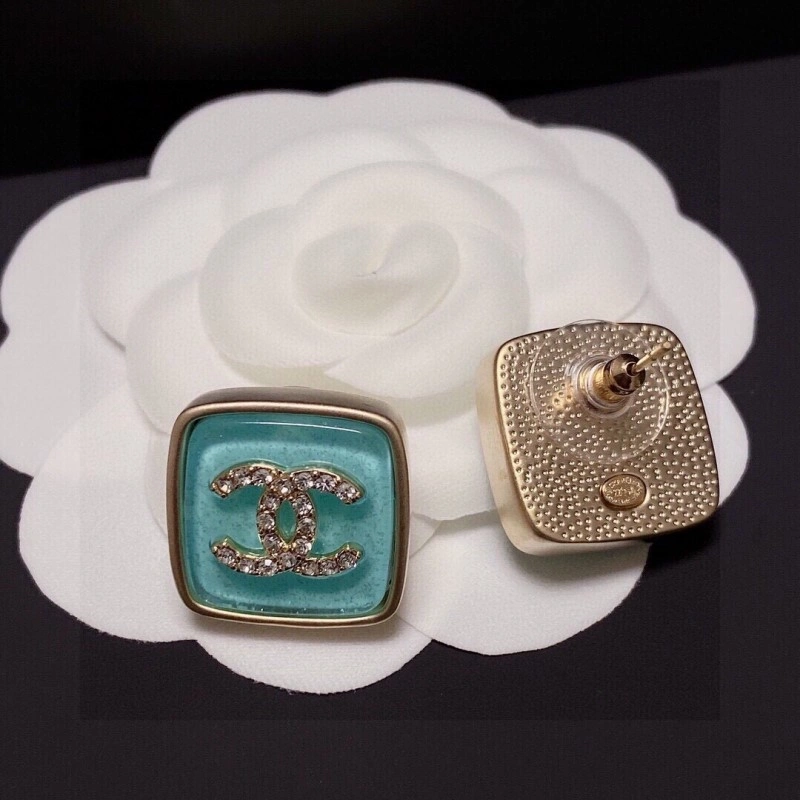 Chic Chanel Earrings 219472