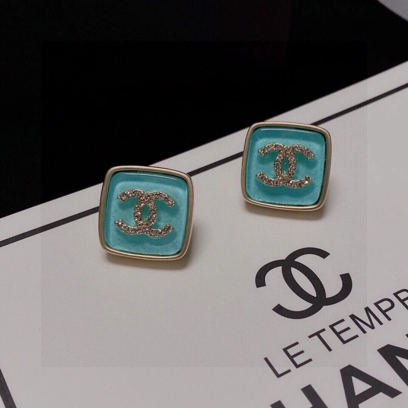 Chic Chanel Earrings 219472
